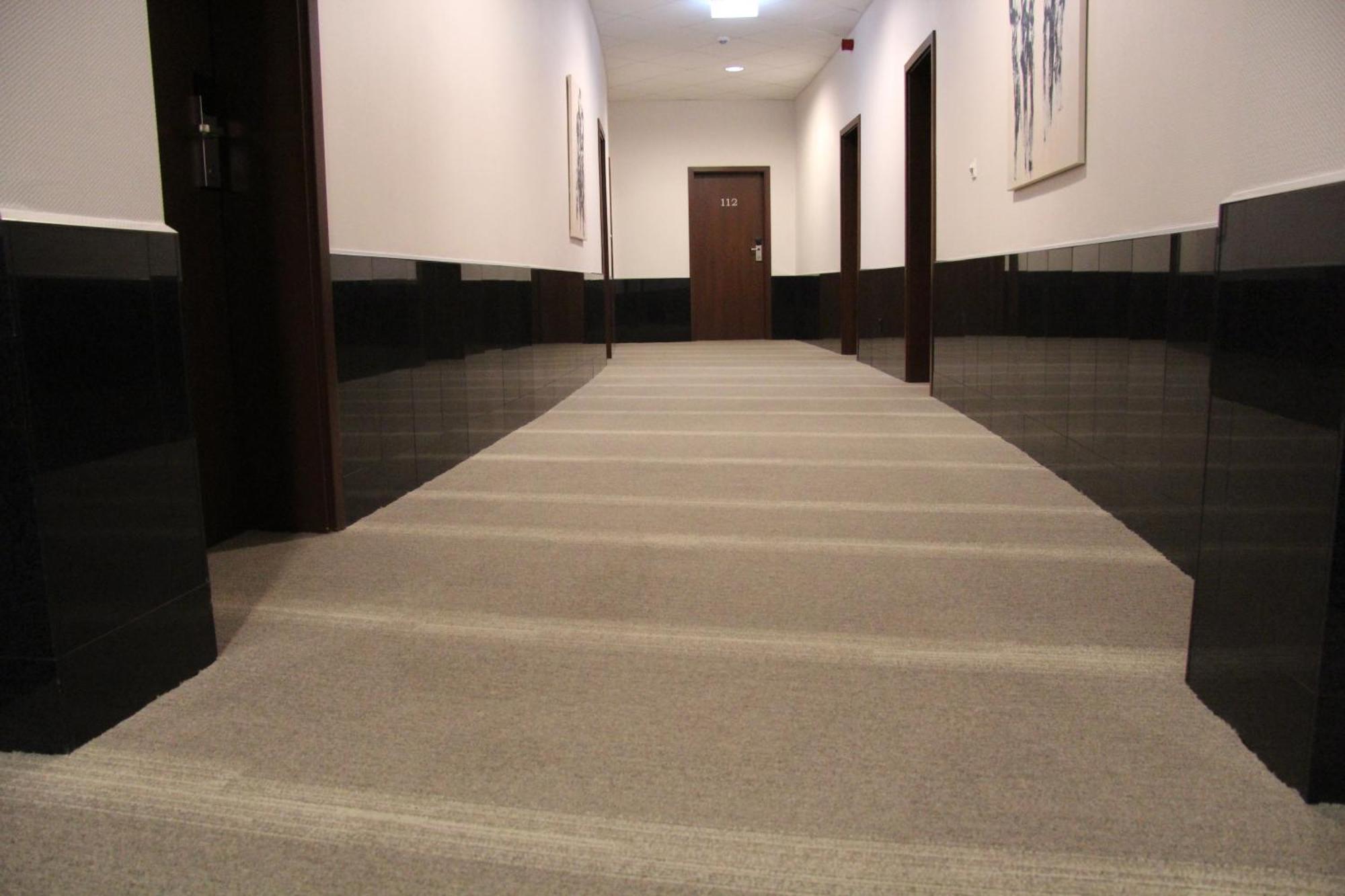 ברמרהבן Adena Hotel מראה חיצוני תמונה